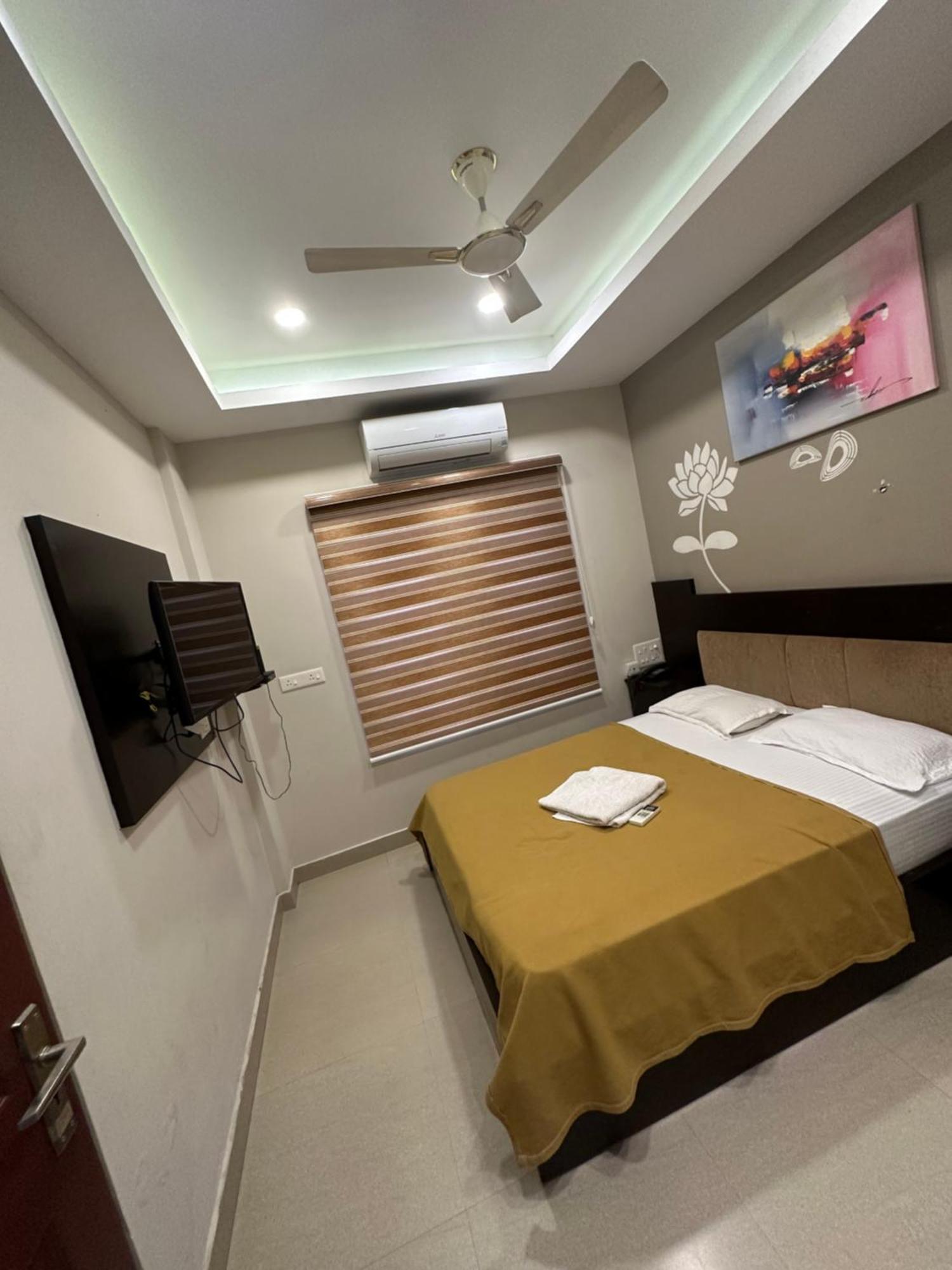 Hotel Metro Residency Kochi Exteriér fotografie