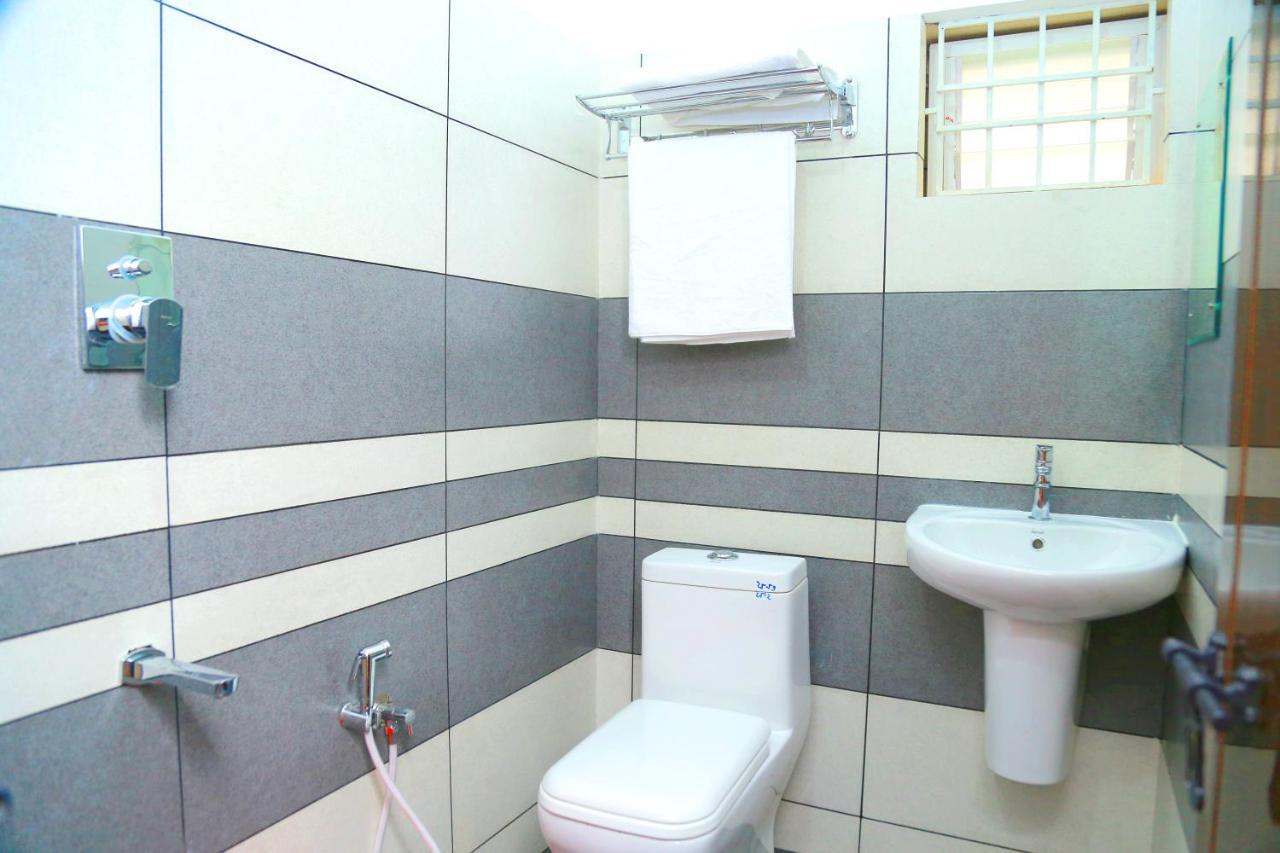 Hotel Metro Residency Kochi Exteriér fotografie